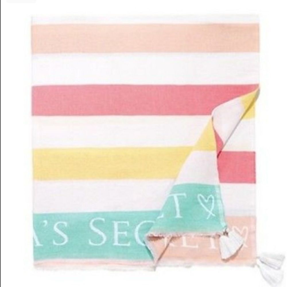 NEW❤️Pink Victoria Secret Blanket for beach - Picture 2 of 5